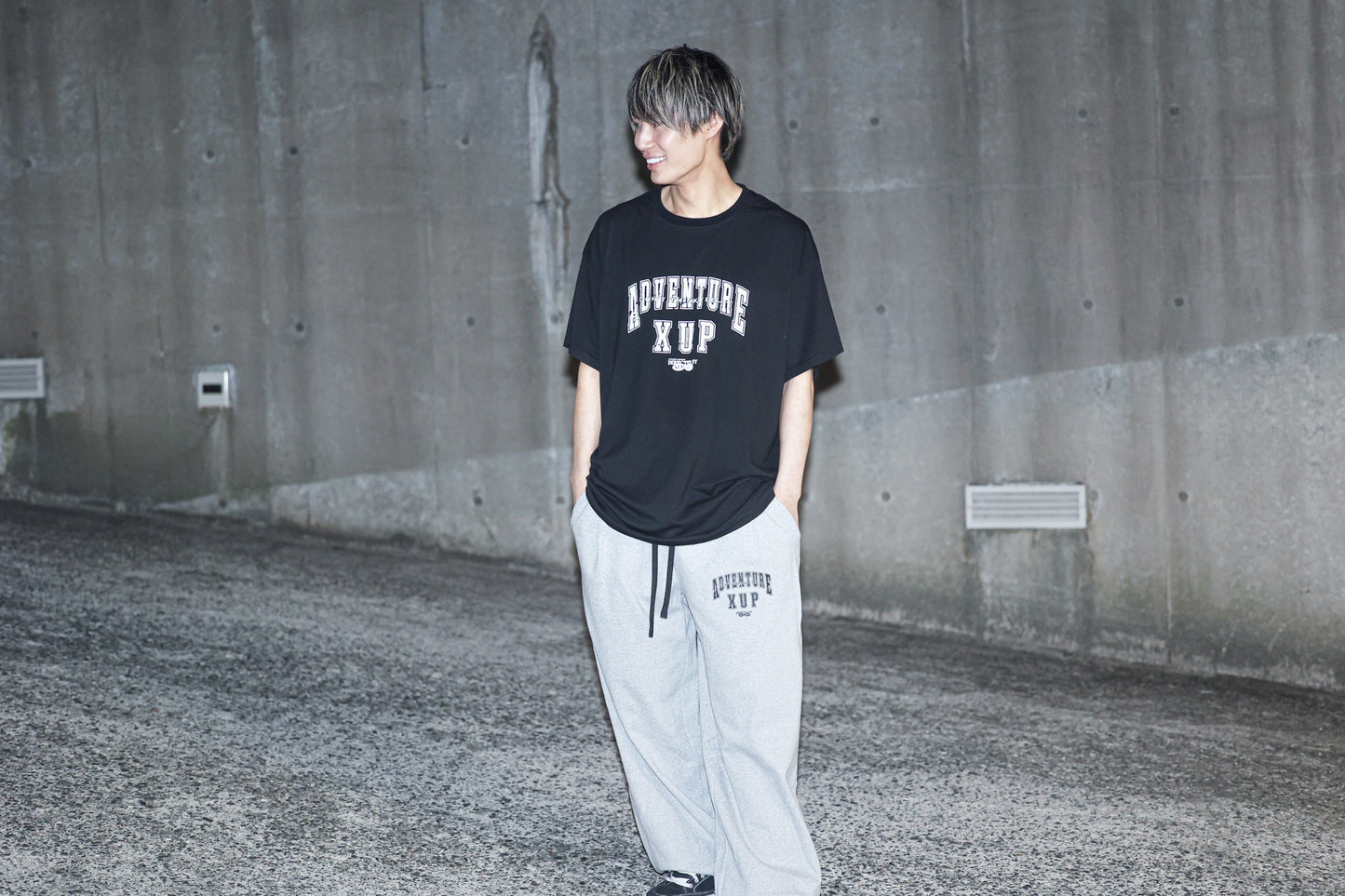 adventure loose pants gray