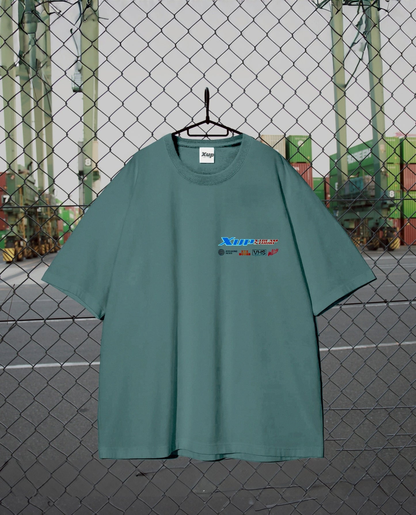 Live stream Tshirt dark green