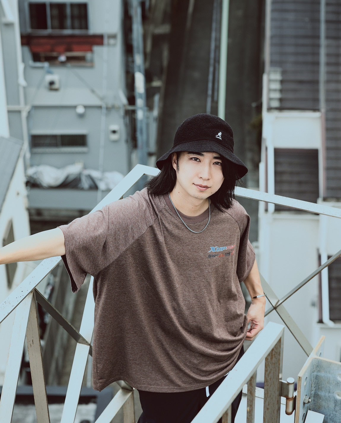 Live stream Tshirt deep brown