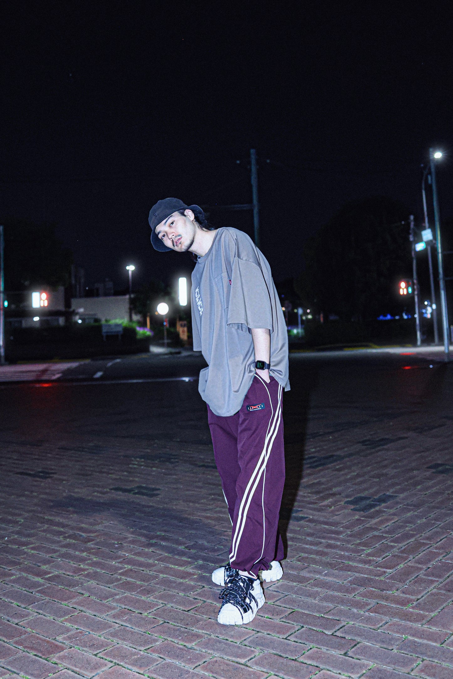 XUP FLOW LINE pants wine red