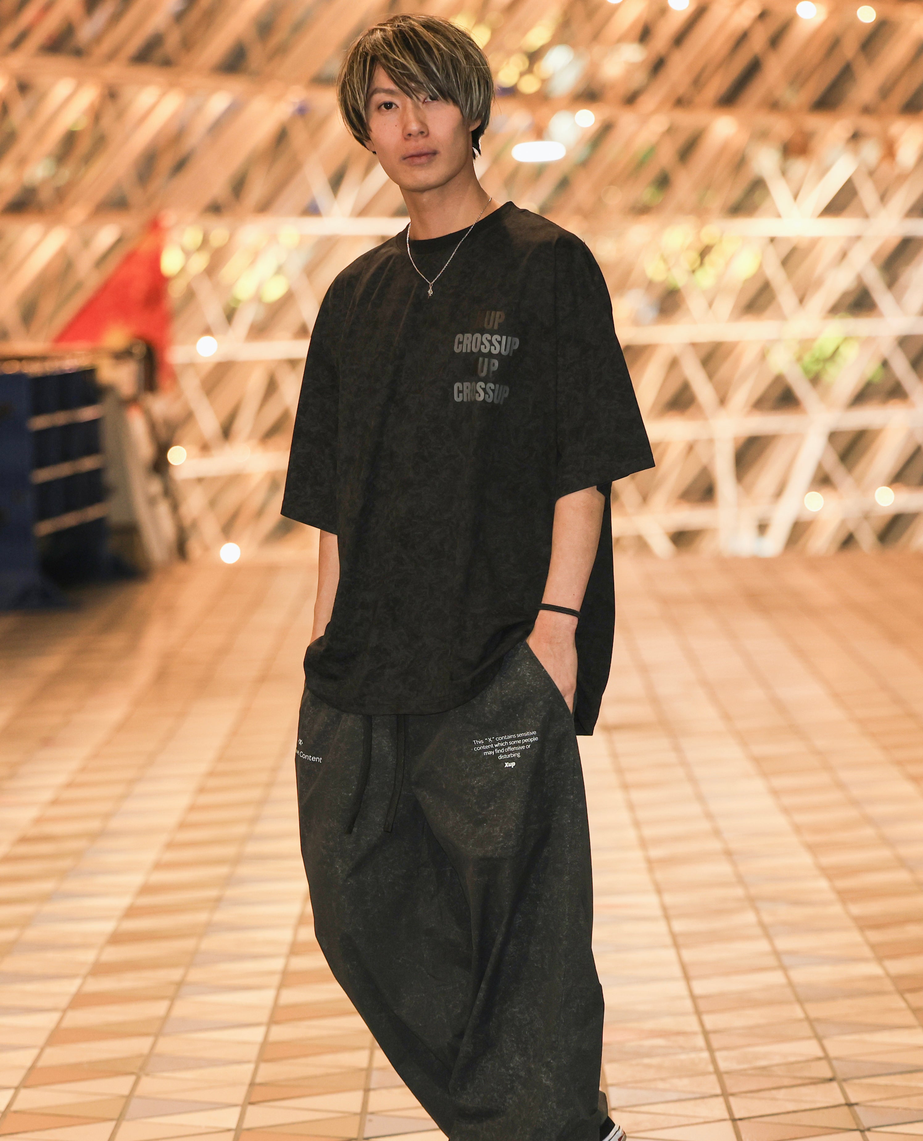 VINTAGE BLAST Tshirt black – XUP