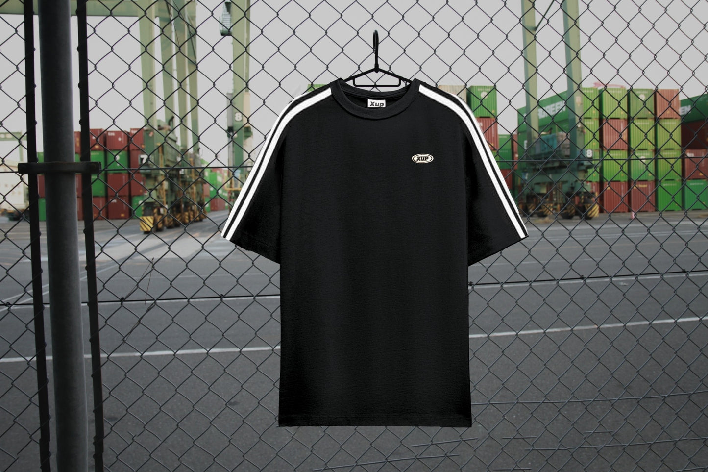 XUP line Tshirt black