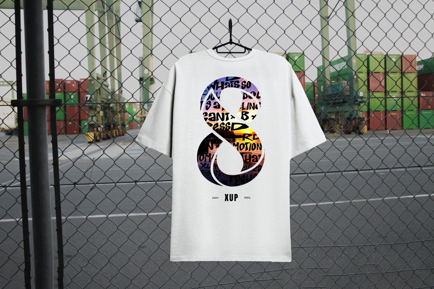 No.8 Tshirt white