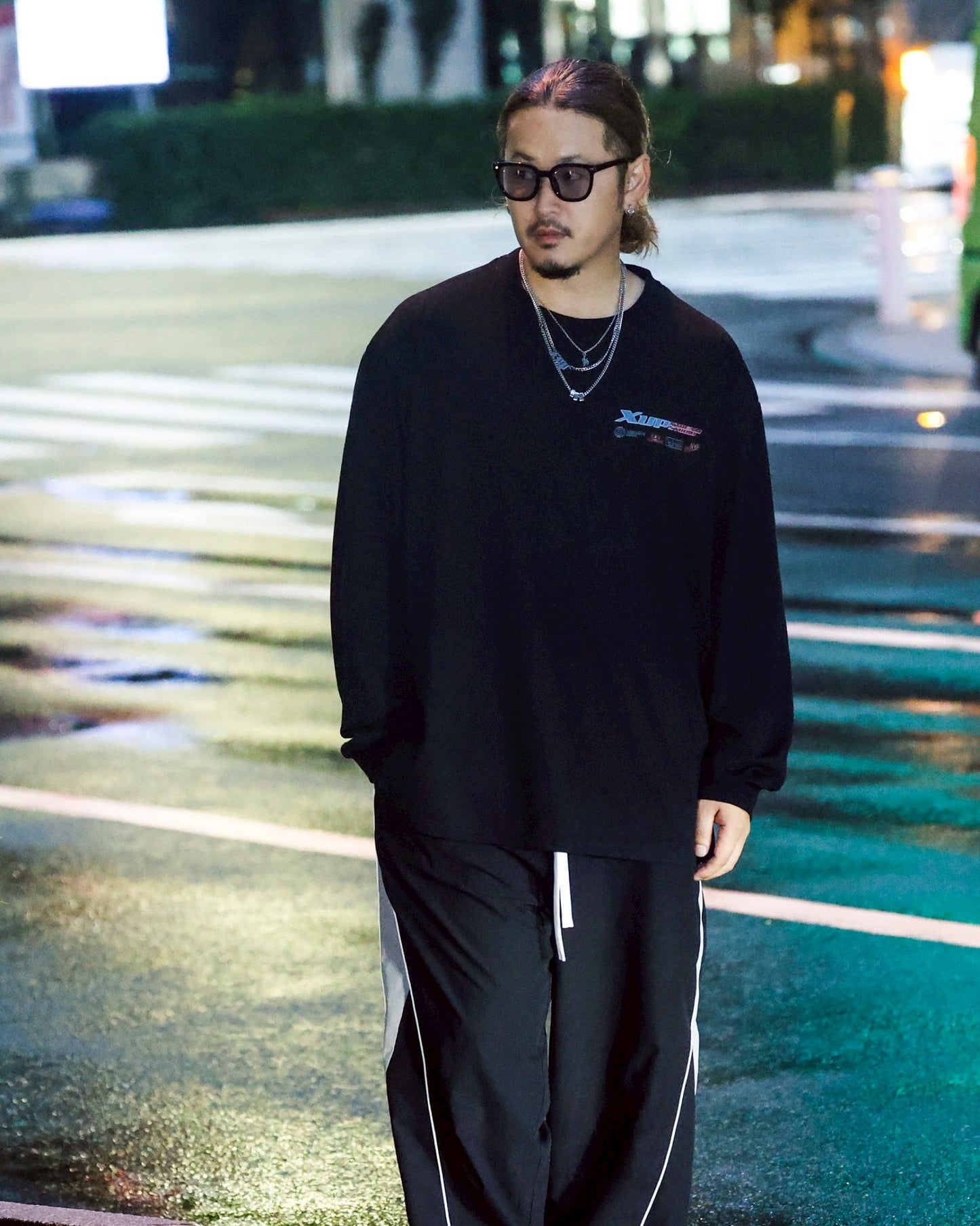 Live stream long sleeve black